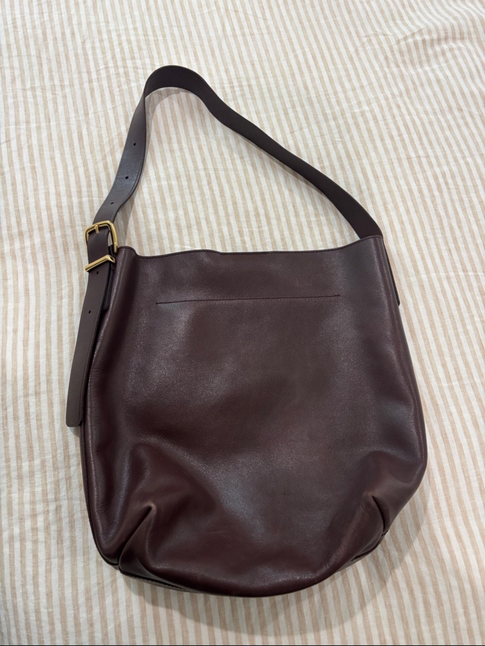 Madewell The Essential Bucket Tote Chocolate Raisin